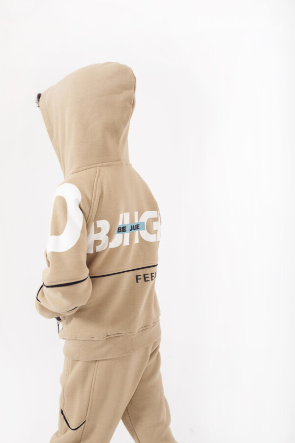 Boy's Padded Front & Back Printed Made Of Soft Melton Side Pockets Training Suit