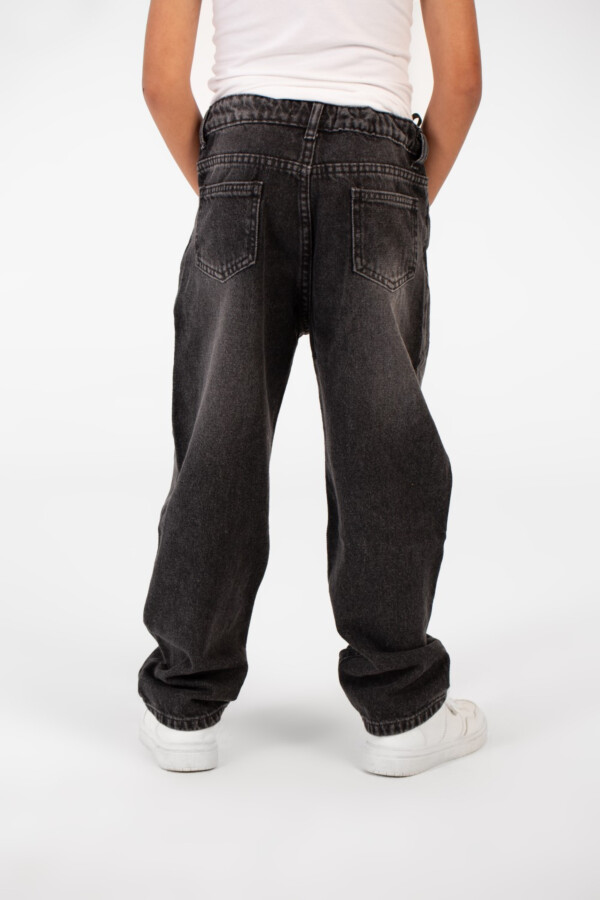 بنطلون جينز أولادي يوزد وايد ليج بخمس جيوب وتصميم عصري