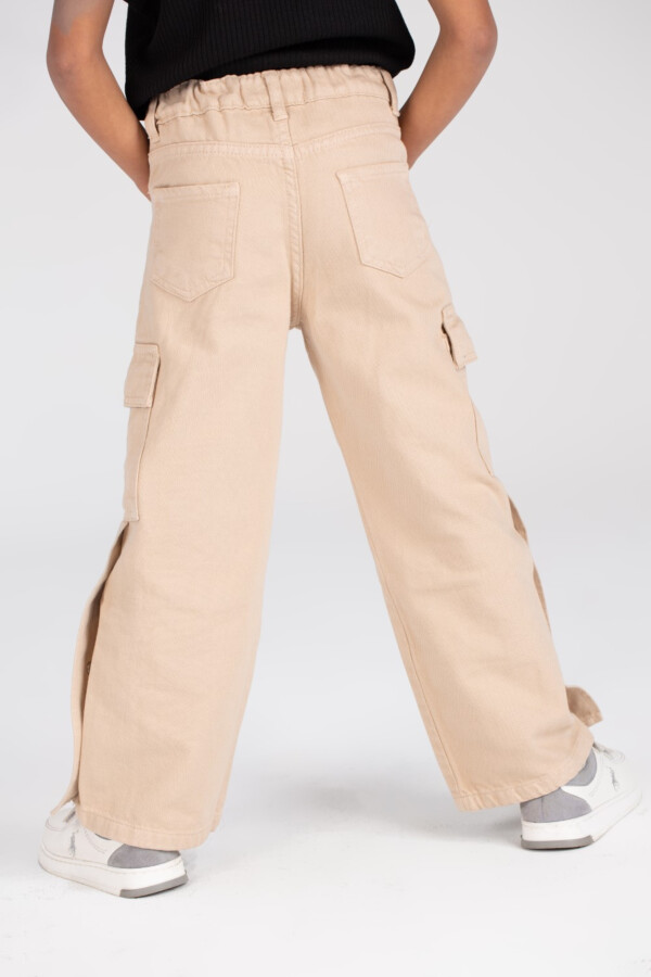 Girl's Used Details Wide Leg Style Gabardines Pants With Unique Cut