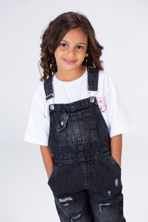 Girls Slouchy Cutting Jeans Salubit With A Unique Cut And Side And Back Pockets