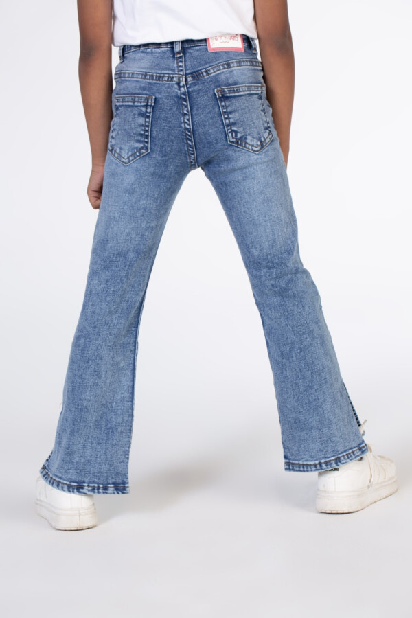 Girls Jeans Used Pants With A New Trendy Cut