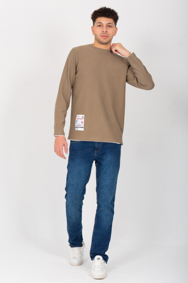 تيشيرت رجالي شتوي قطن سادة برقبة دائرية و يتميز بالأناقة