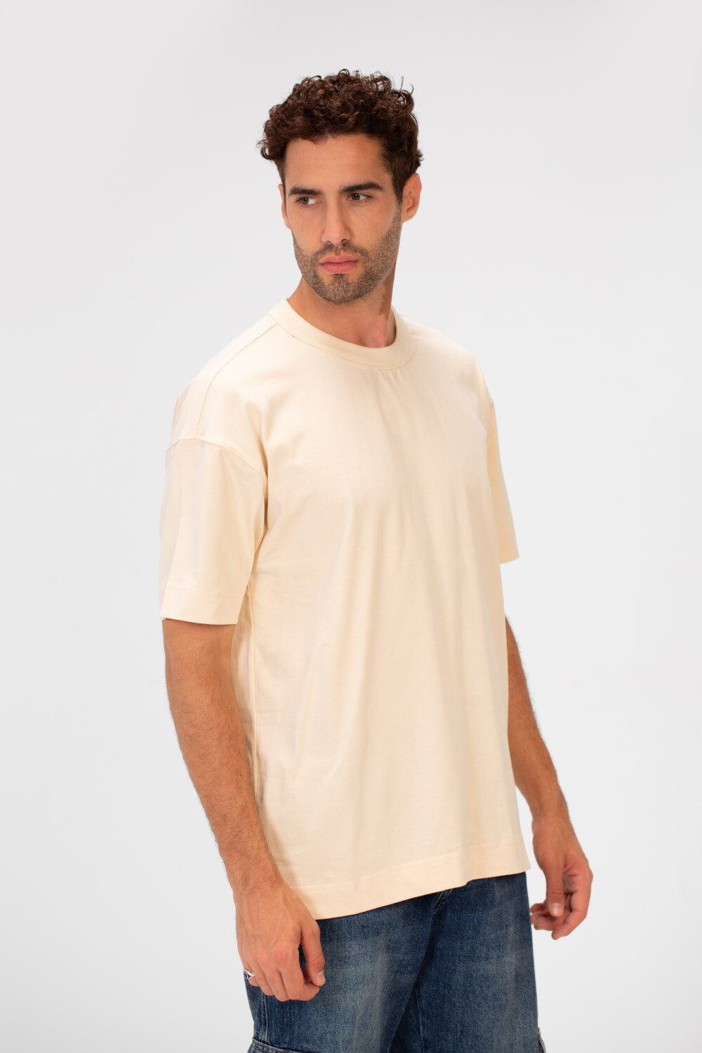 Men's Tomato Regular Fit Basic Plain Half Sleeve T-Shirt In Basic Colors