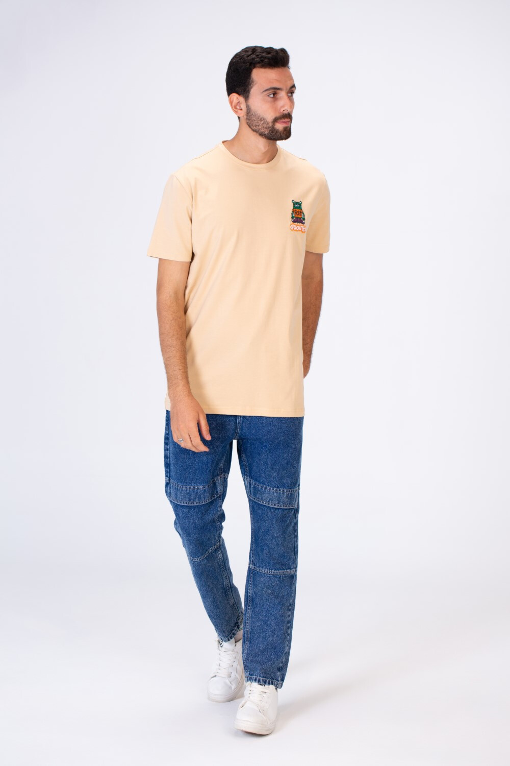 Men's Slim Fit Printed T-shirt With A Round Neck And Single Lycra Material