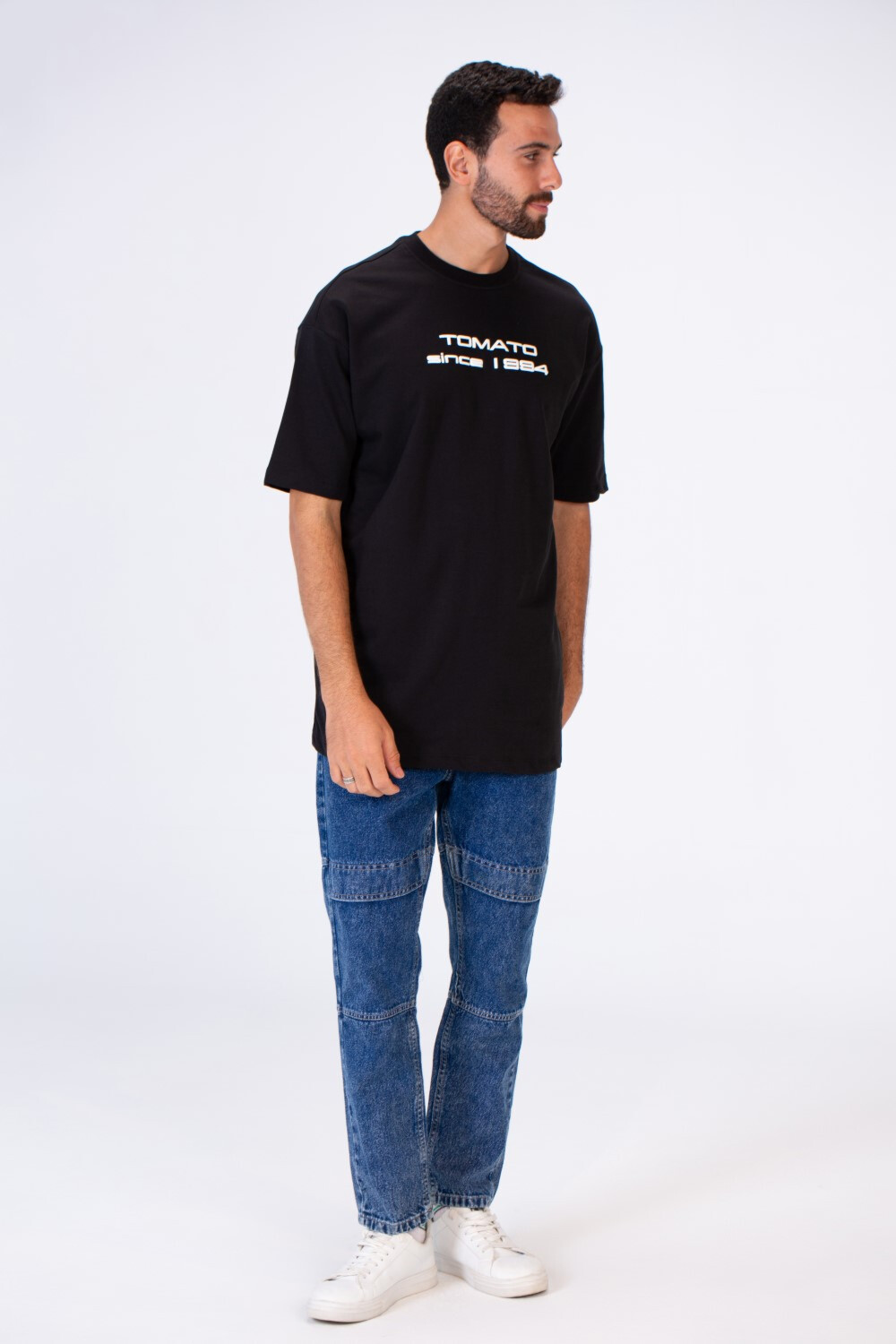 Men's Oversize T-shirt With A Round Neck And Tomato Print On The Front