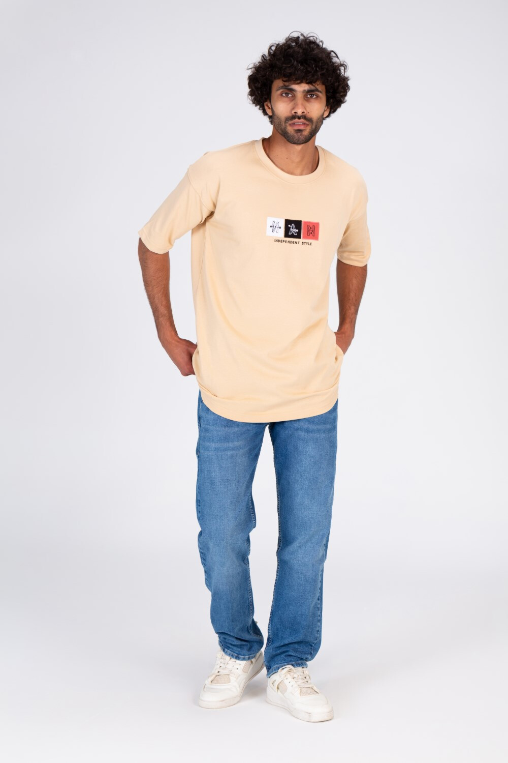 Mens Regular Fit Half Sleeve T-shirt Made Of Soft Cotton And Practical For Every Day