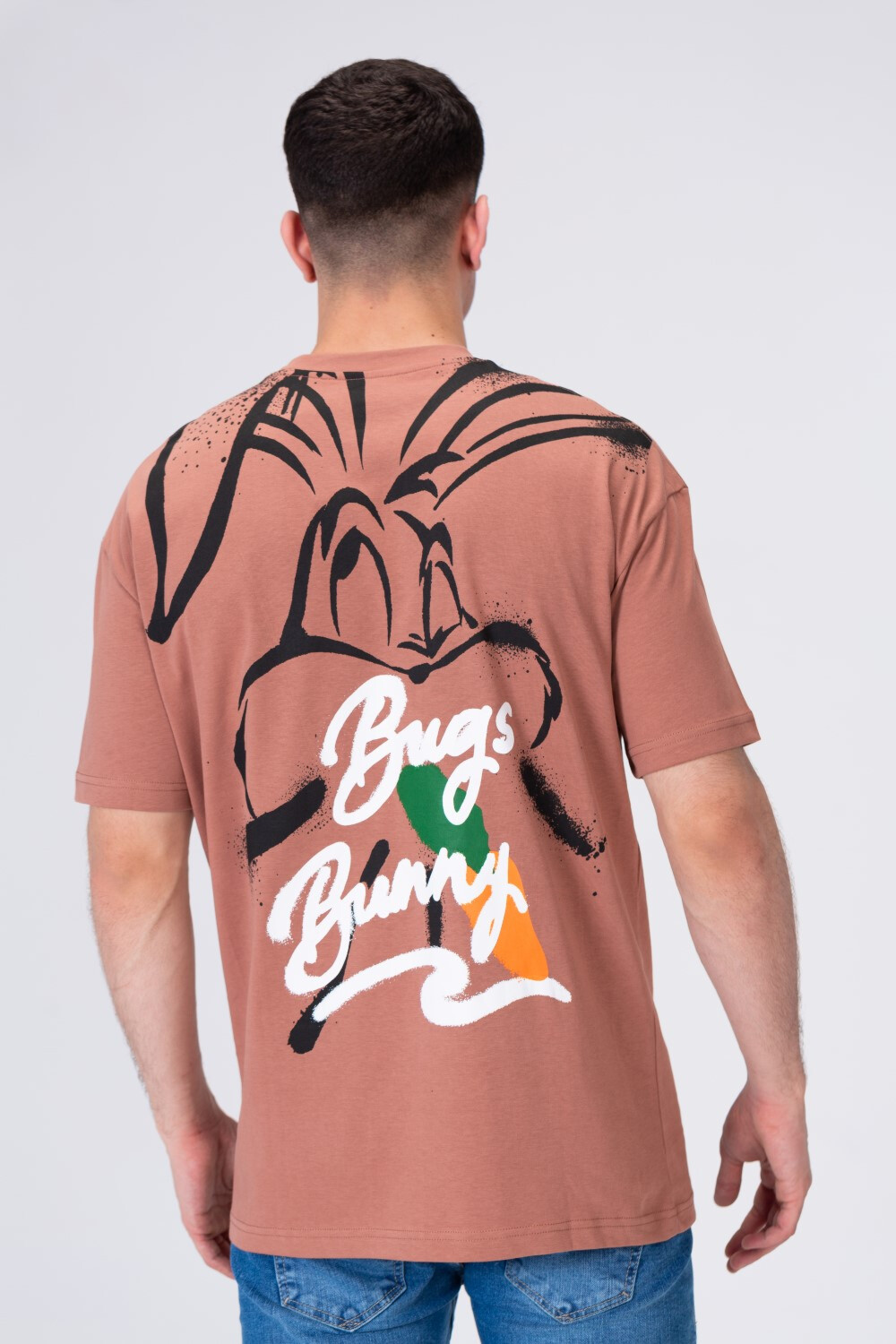 Mens T-shirt With A Distinctive Front And Back Print