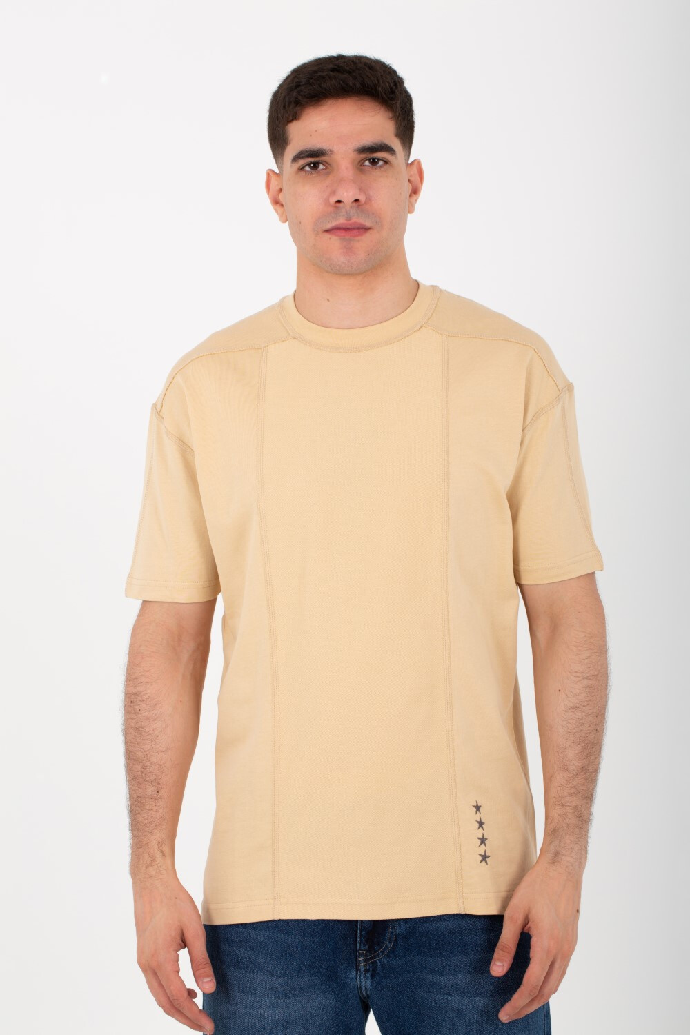 Mens Round Half Sleeve T-shirt With Stars Print On The Front And A Unique Cut
