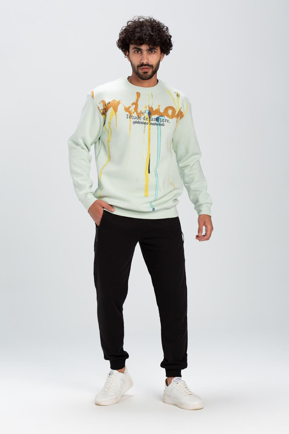 Men's Regular Fit Made Of Comfort Melton Padded Front Printed Sweatshirt