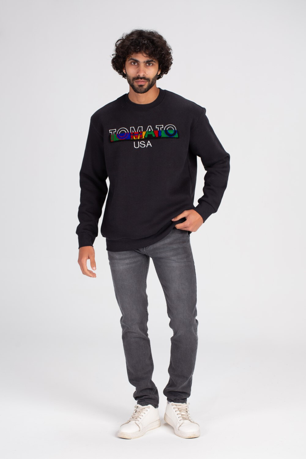 Men's Rounded Neck Padded Front Printed Tomato Usa Sweatshirt