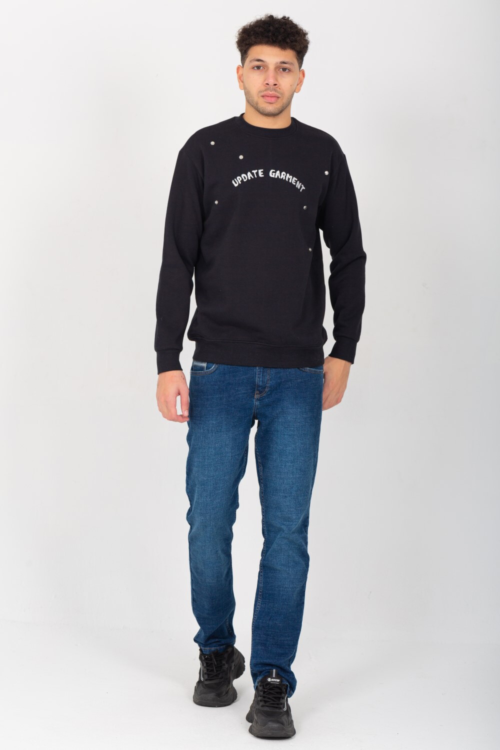 Men's Round Neck Padded Front Print Sweatshirt