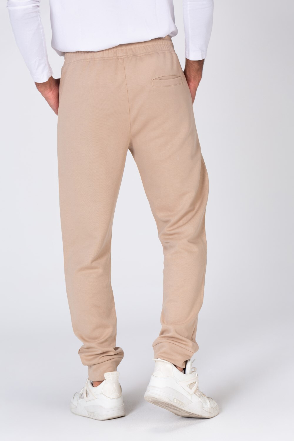 Mens Sweatpants With Comfortable Cotton Material And Basic Colors