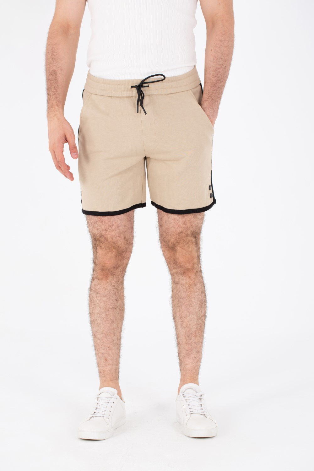 Mens Milton Short With Elastic Waistband And Front And Back Pockets