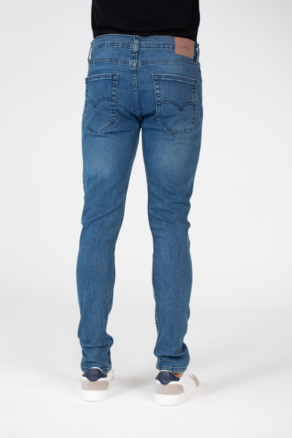 Men's Laser Skinny Jeans Pants With Five Pockets And Badge Tomato In The Back