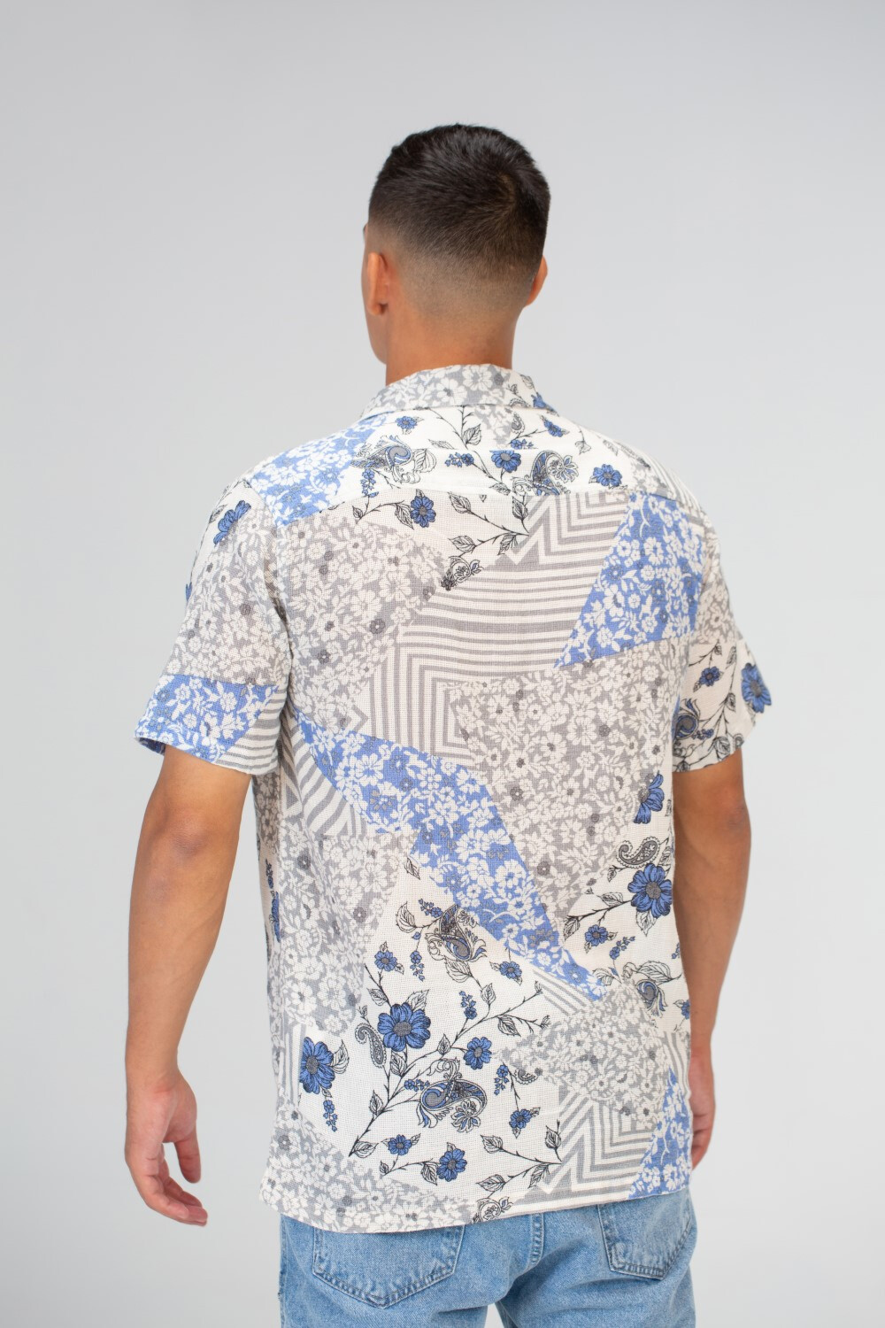 Mens Jakar Half Sleeve Slim Fit Shirt With A Summer Print And Comfortable Material