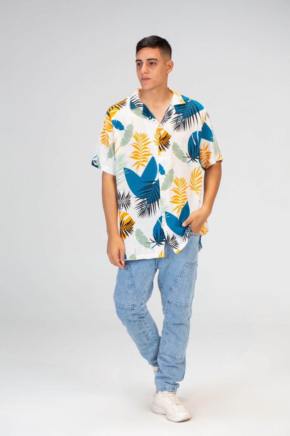 Mens Half Sleeved Jakar Shirt With Front Buttons And Summer Print In White
