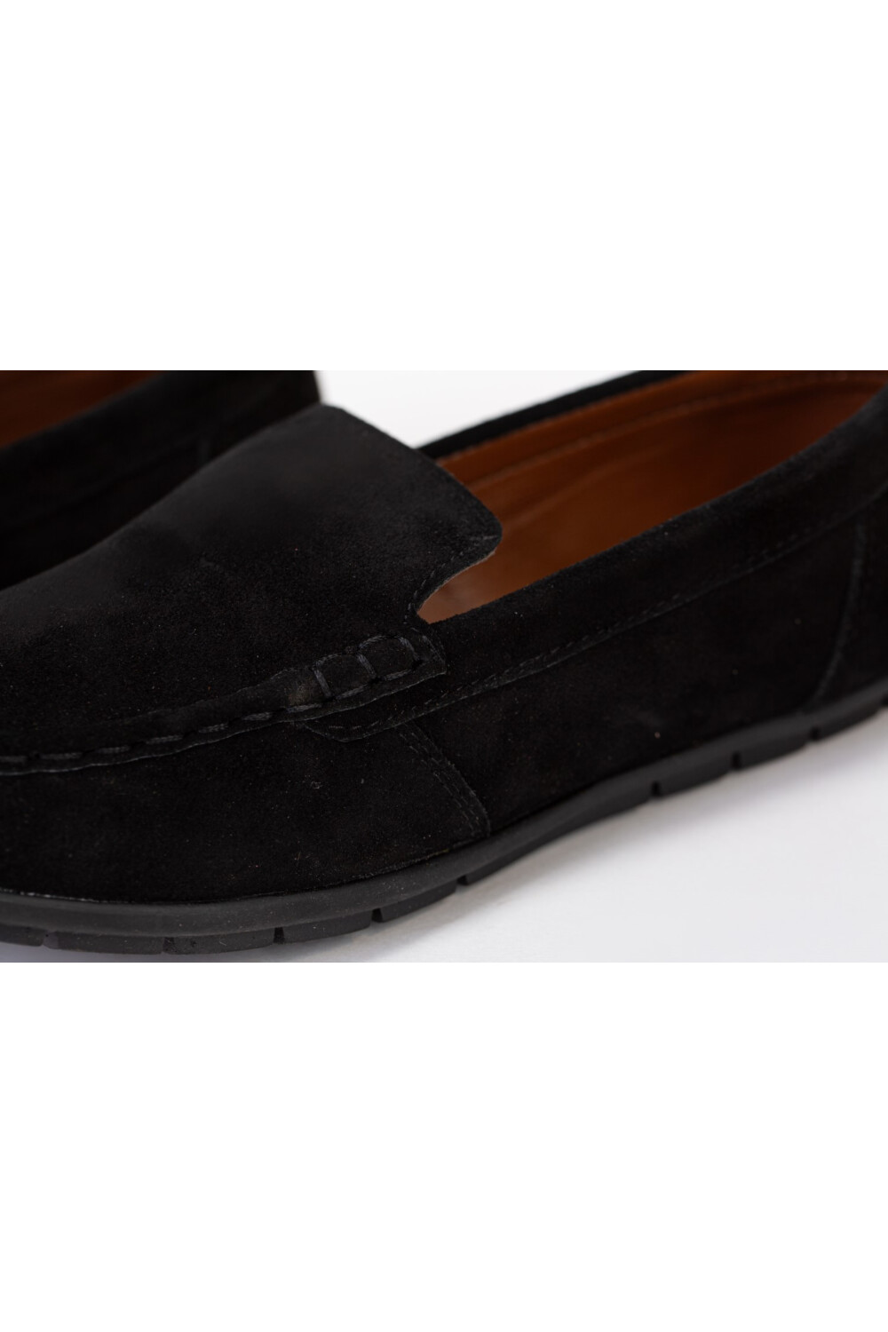 Mens Summer Suede Shoes Made Of High Quality Material And Distinctive Design
