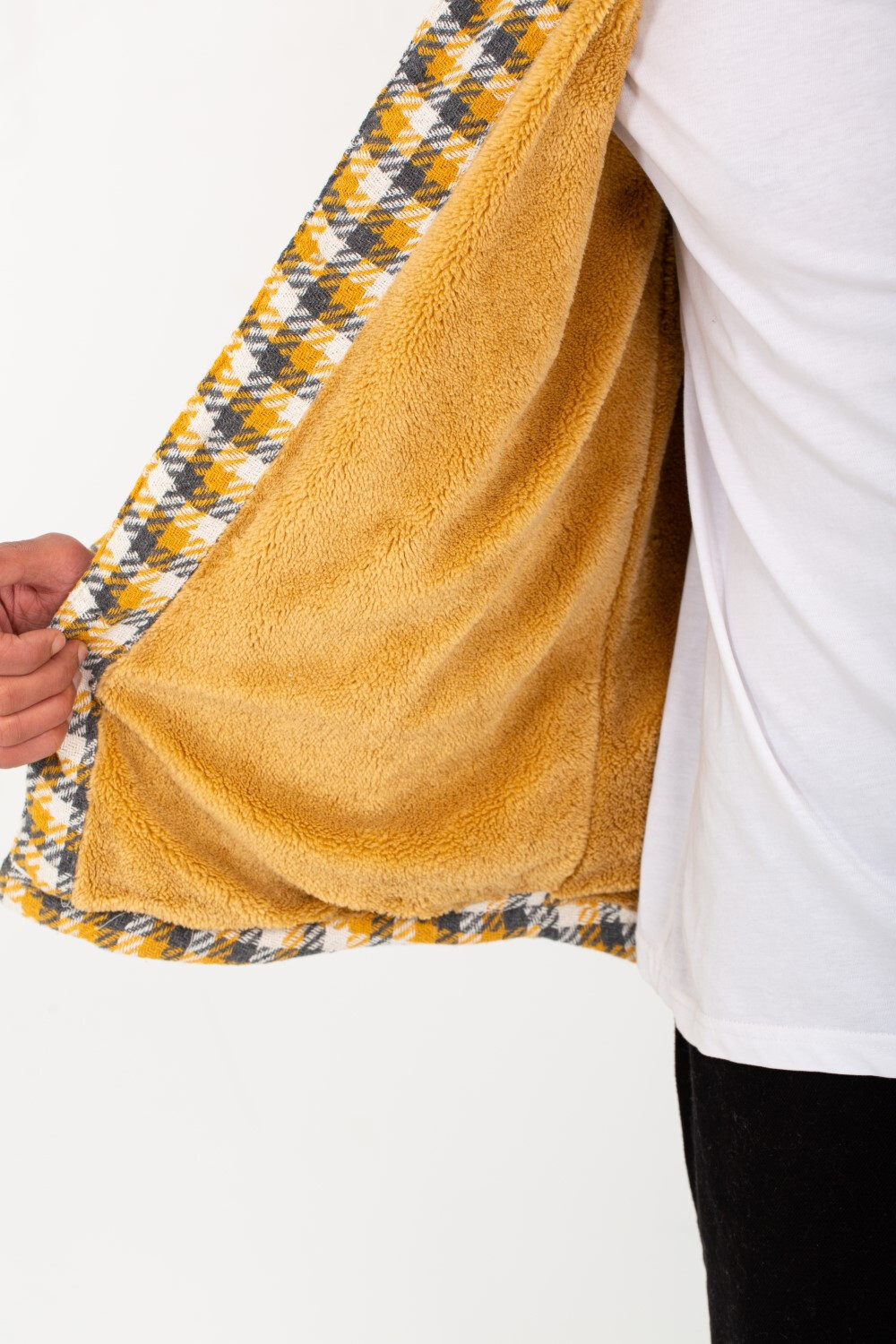 Men's Checked Long Sleeves Regular Fit Made Of Soft Material Shirt