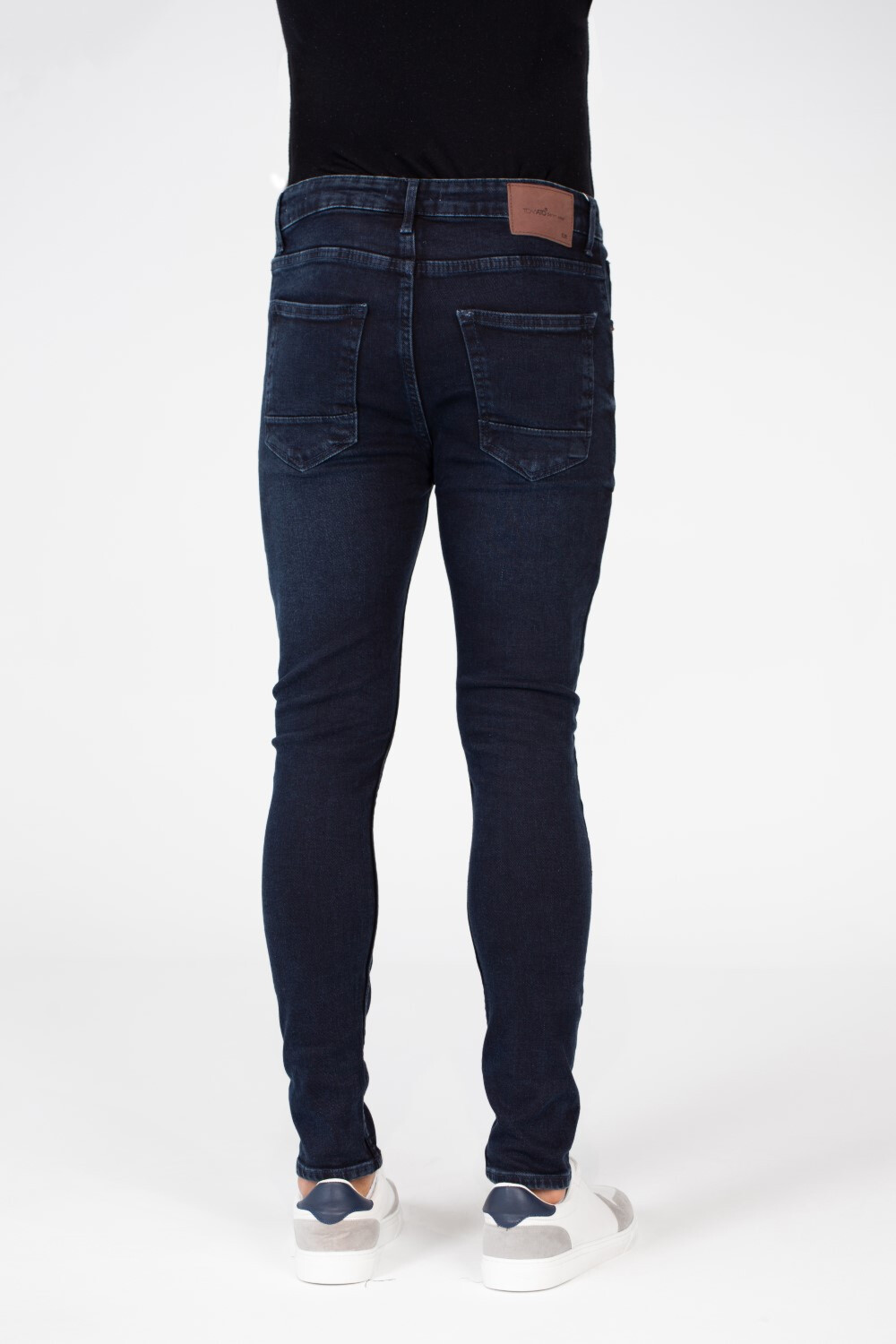 Men's Super Skinny Cutting Jeans Pants With Badge Tomato On The Back