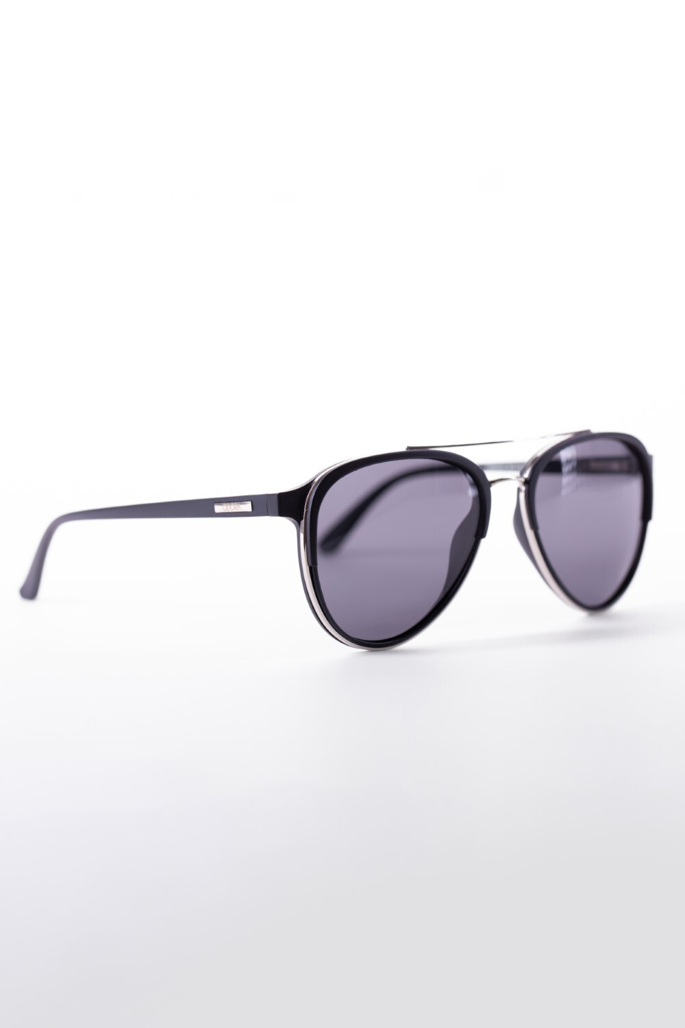 Men's Semi Formal Sunglasses With Round Frame