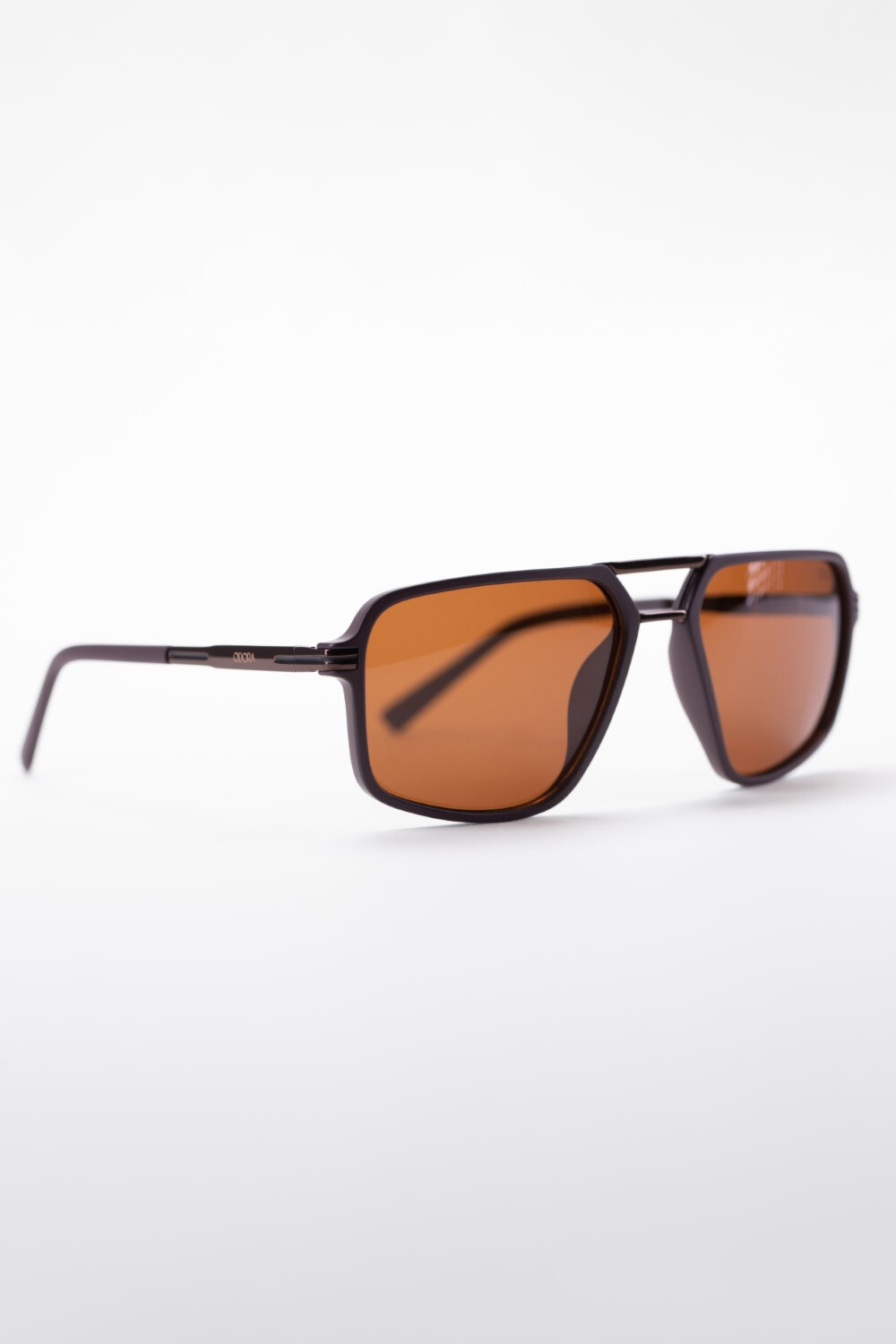 Men's Casual Sunglasses With A Distinctive And Elegant Design