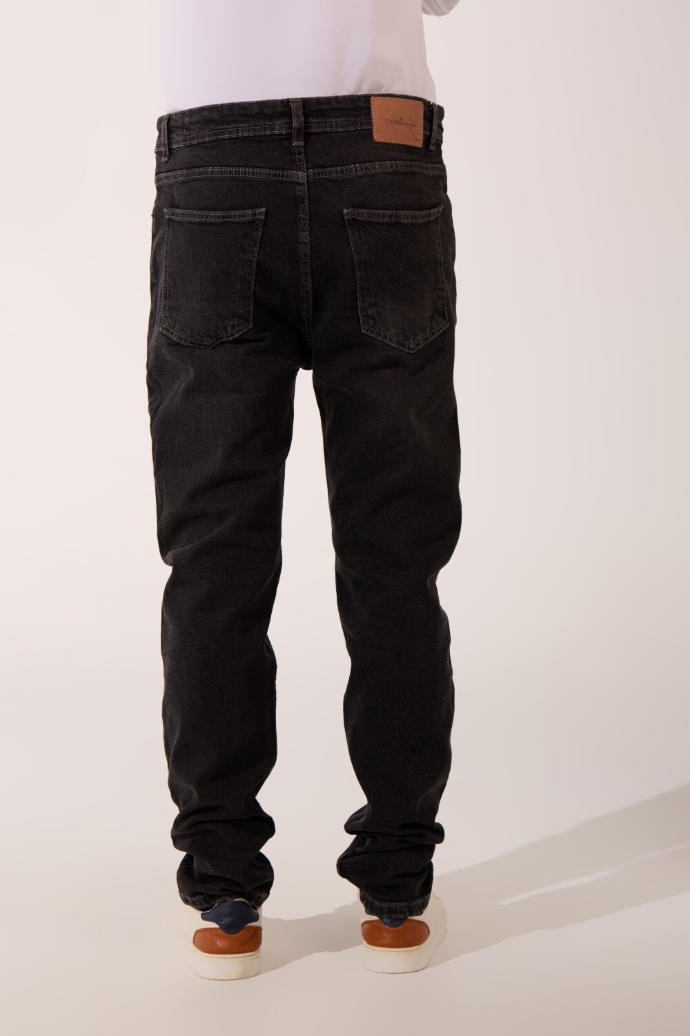Men's Used Slim Fit Jeans Pants With Essential Detail And Five Pockets