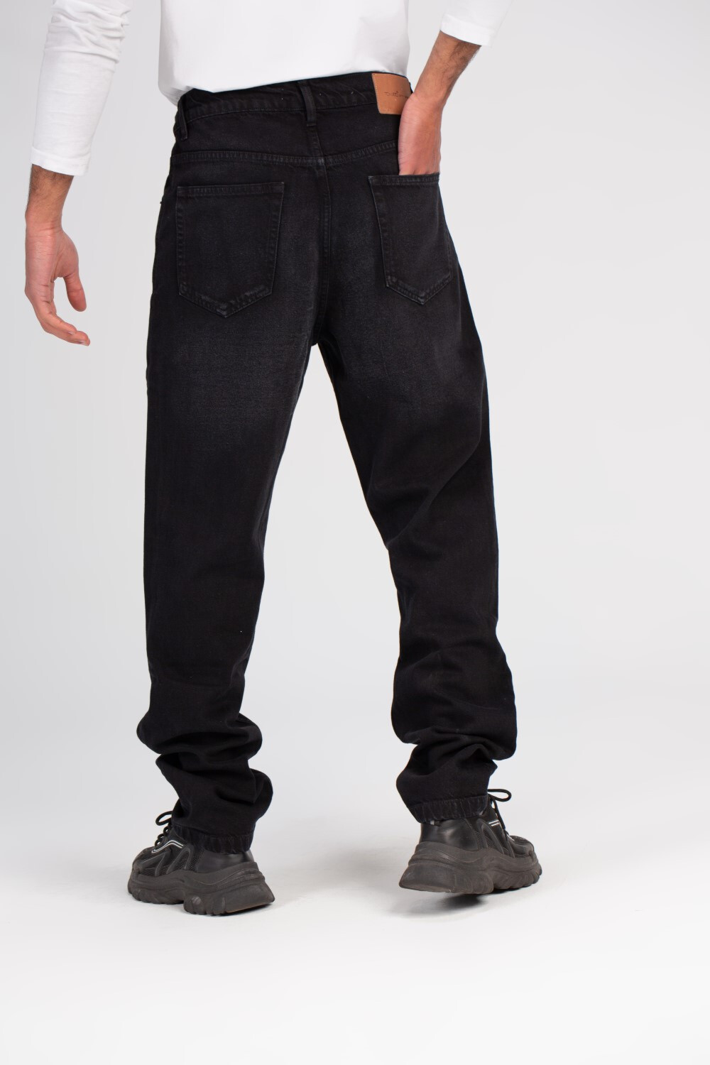 Mens Used Slouchy Jeans Pants With Distinctive Details And Front And Back Pockets