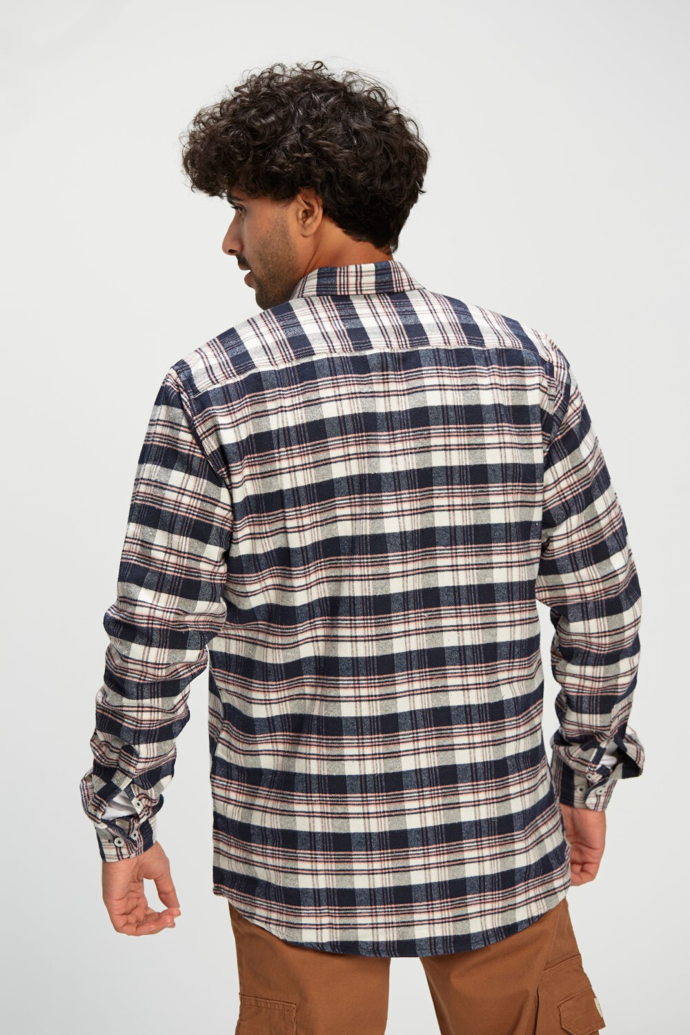Men's Checked Regular Fit Front Pockets Soft Wool Shirt