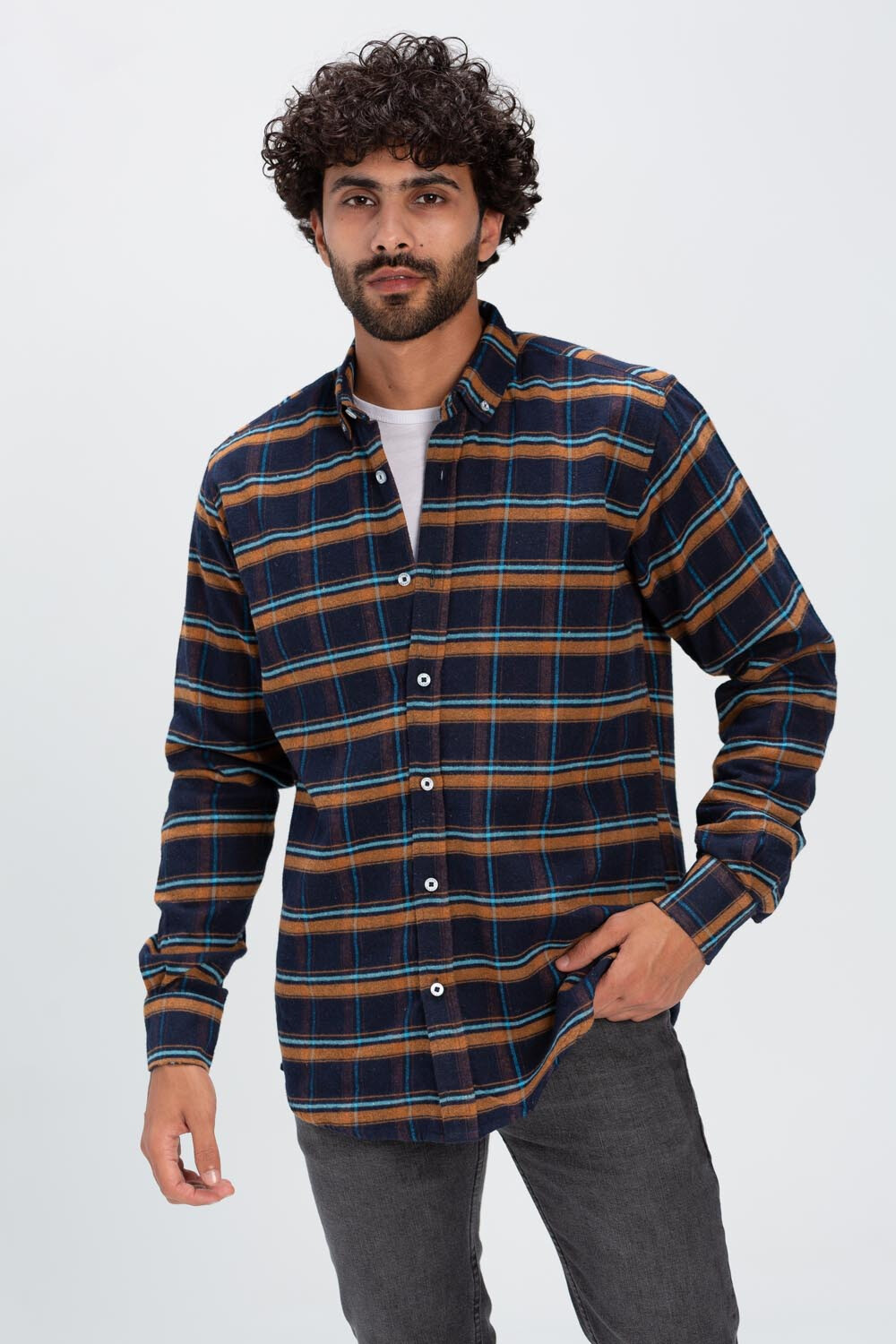 Men's Classic Checked Long Sleeves Regular Fit Made Of Soft Material Shirt