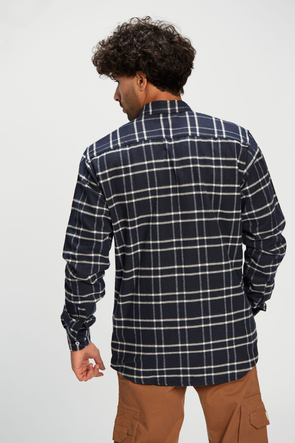 Men's Checked Regular Fit Front Pockets Shirt