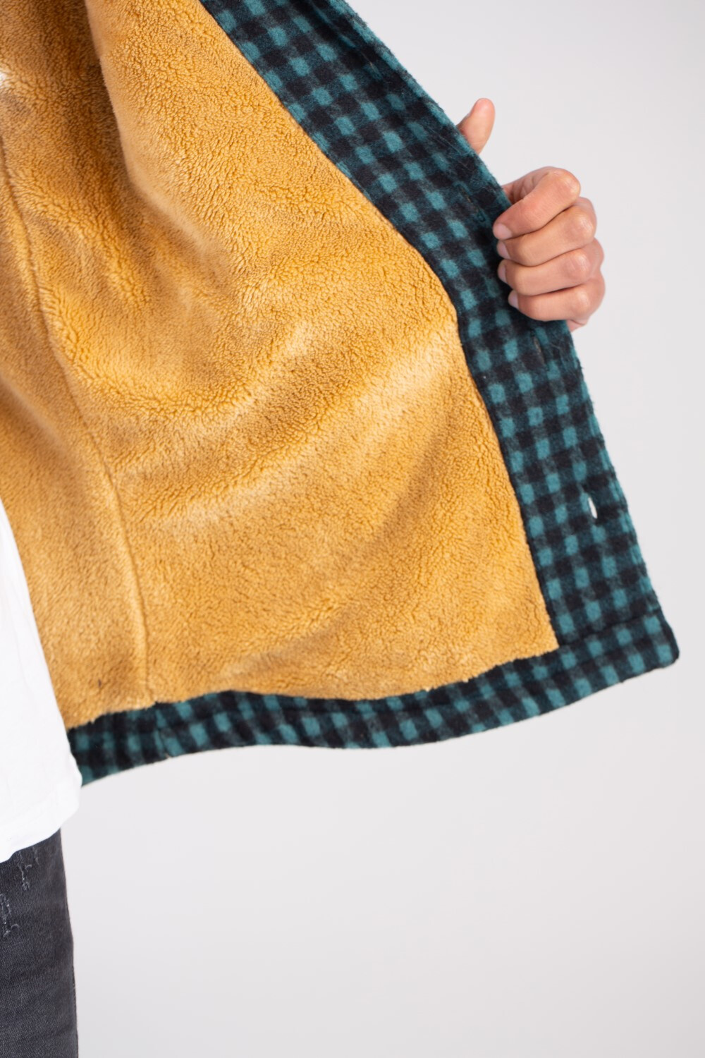 Men's Checked Regular Fit Front Pockets Padded Made Of Soft Wool Shirt