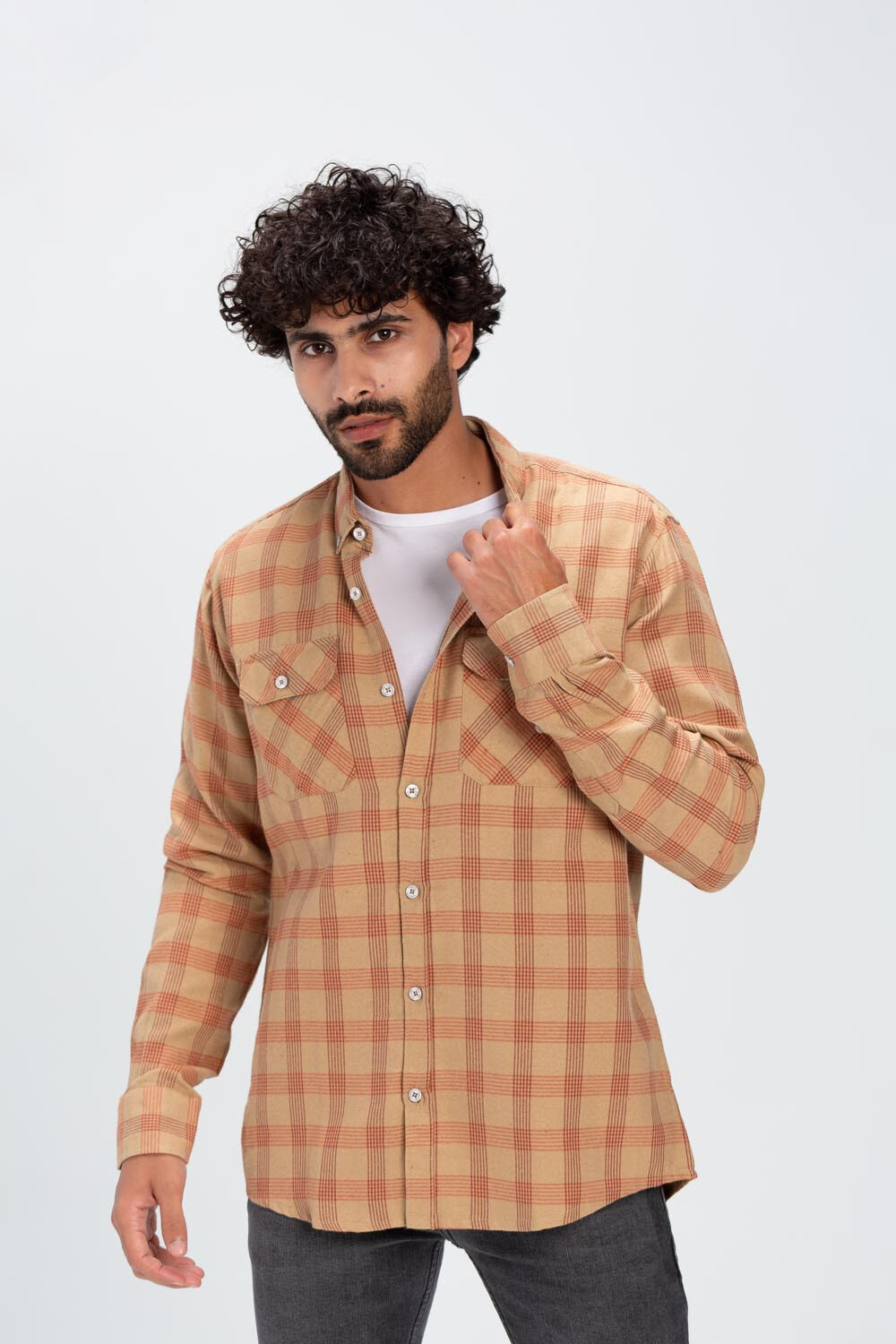 Men's Regular Fit Front Pockets Checked Made Of Soft Material Padded Shirt