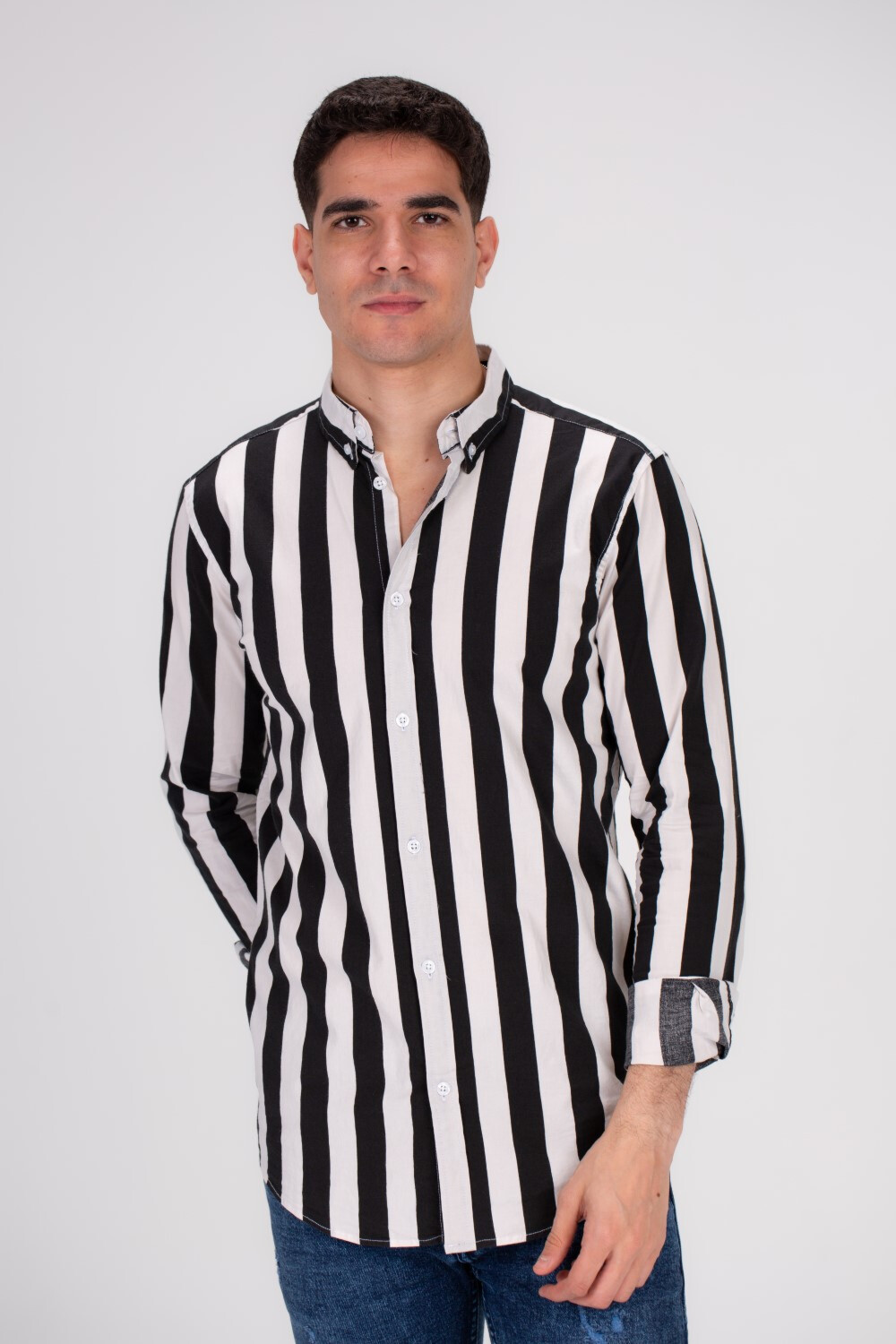 Men's Regular Fit Cotton Long Sleeves Striped Shirt Perfect For Casual Outings