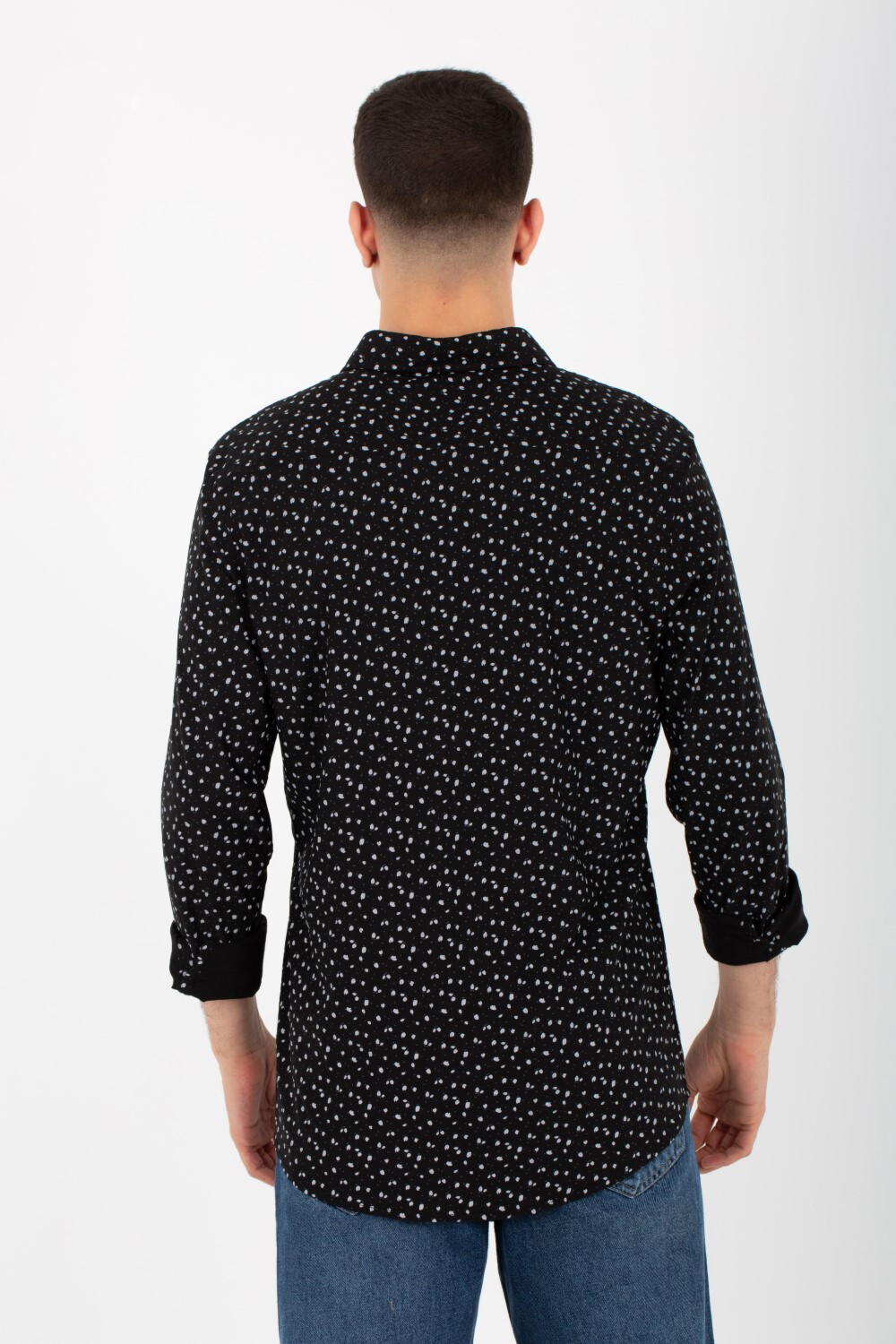 Mens Dotted Slim Fit Poplin Shirt With Long Sleeves And Collar