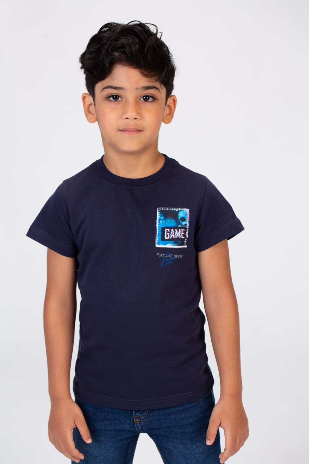 Boys Half Sleeves T-shirt With A Round Neck And A Print On The Front And Back