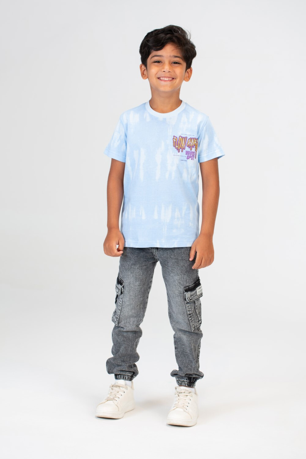 Boys Round Neck T-shirt Printed With Cheerful Colors And Practical Material