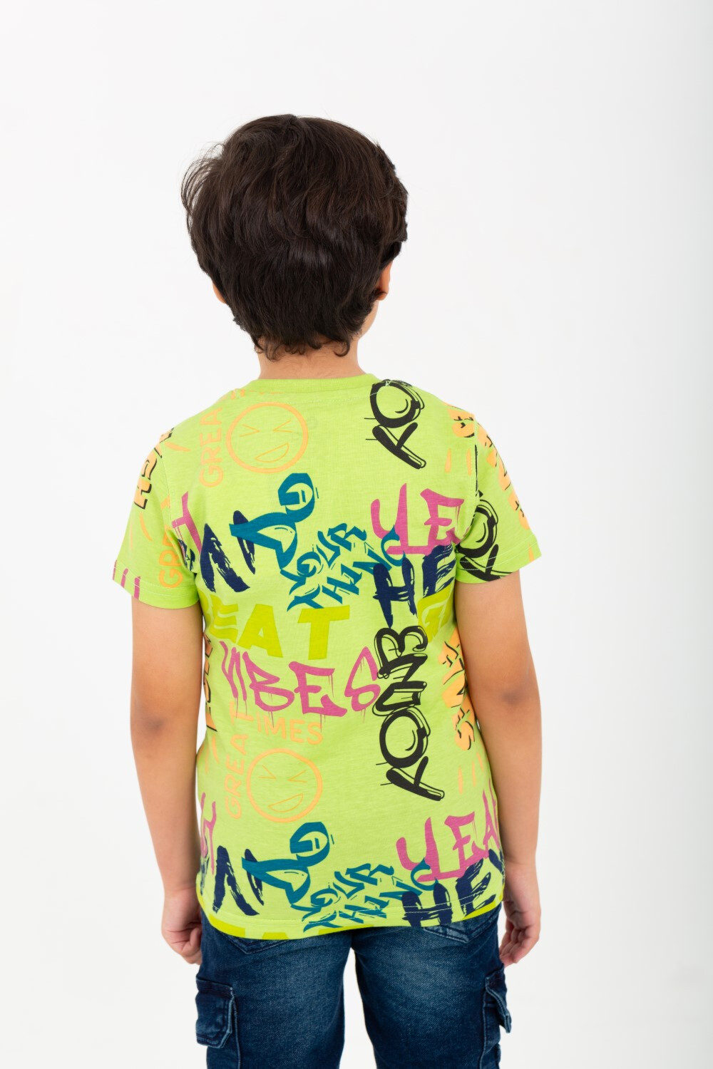 Boys' Printed Half-Sleeve T-shirt With A Pocket On The Front And A Round Neck