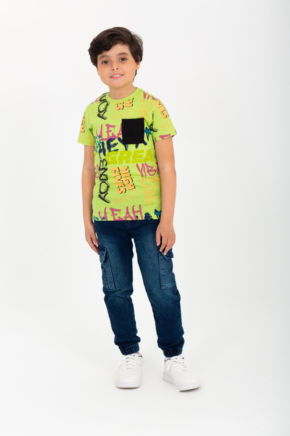 Boys' Printed Half-Sleeve T-shirt With A Pocket On The Front And A Round Neck