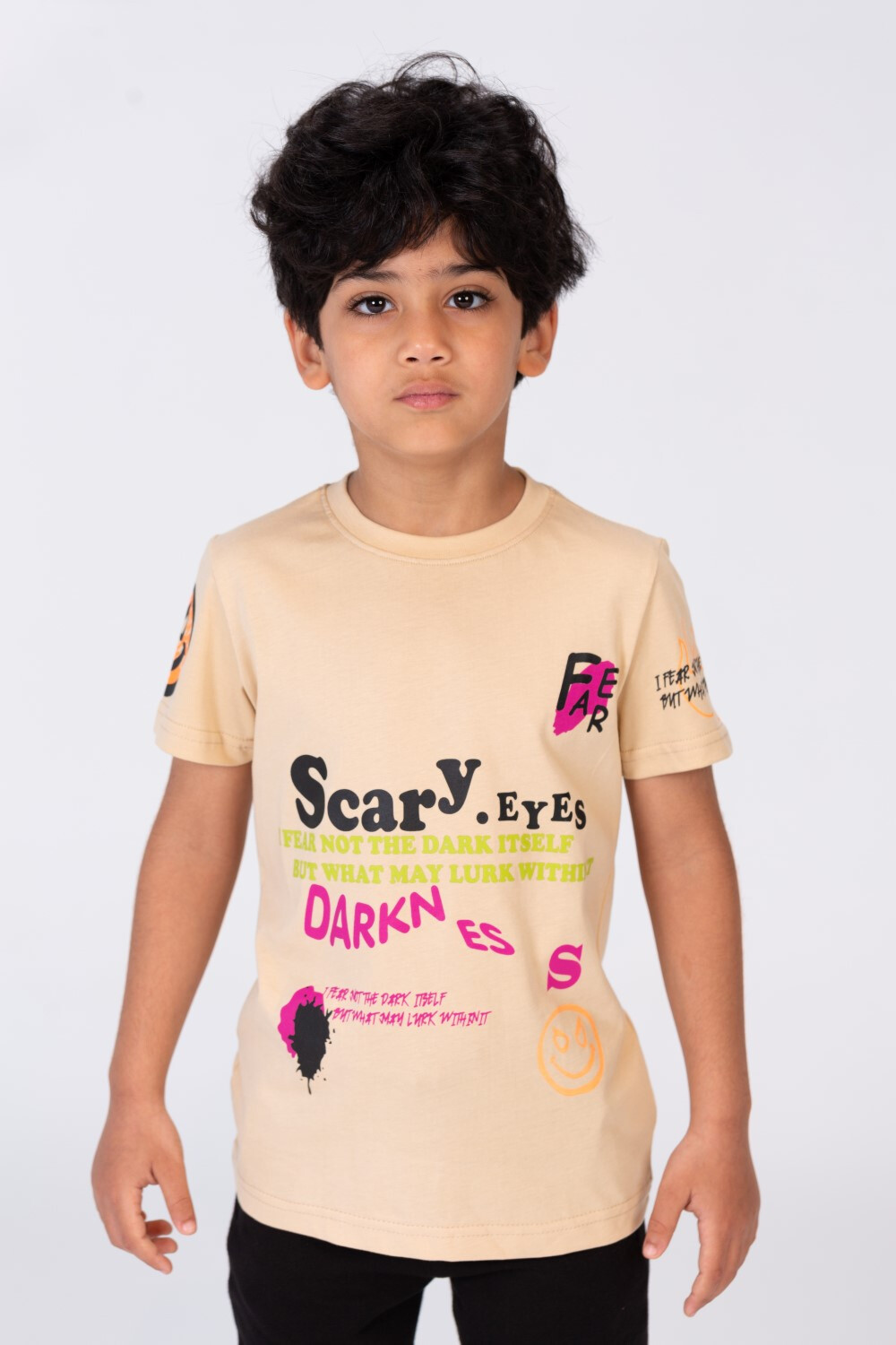 Boys Half Sleeve T-shirt Printed On The Front And Back In A Practical And Comfortable Material