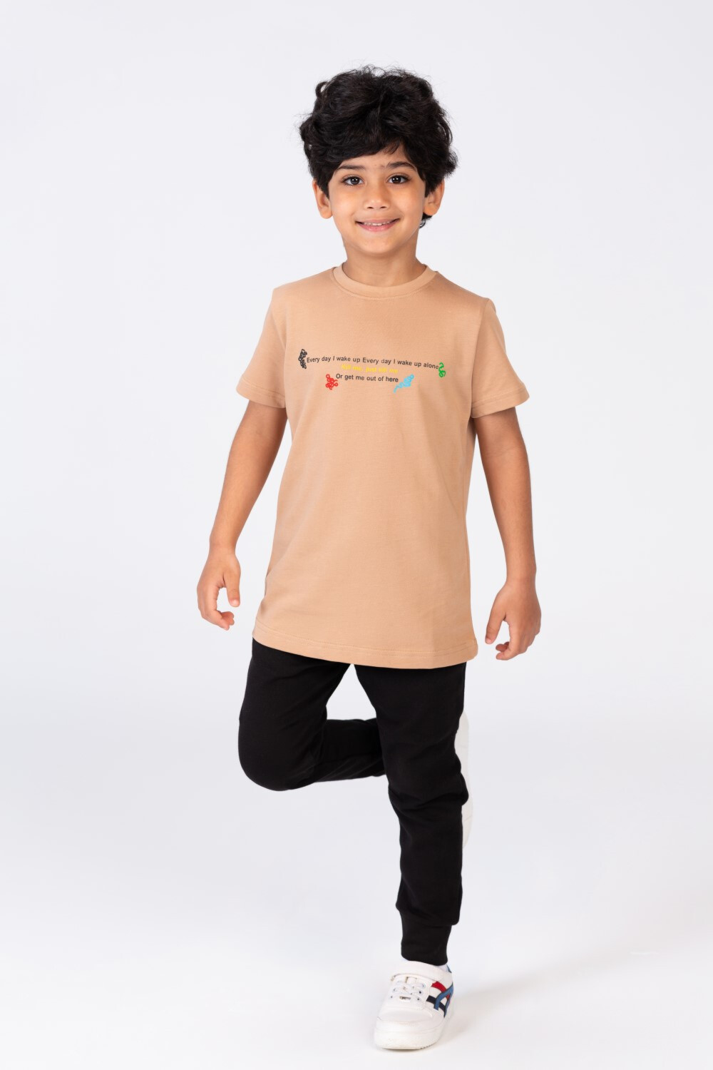 Boys Regular Fit Half Sleeve T-shirt With Round Neck And Practical Material