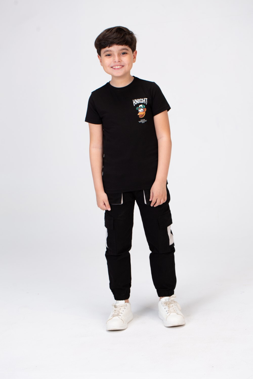 Boys T-shirt With A Round Neck And Tomato Pprint On The Front And Back