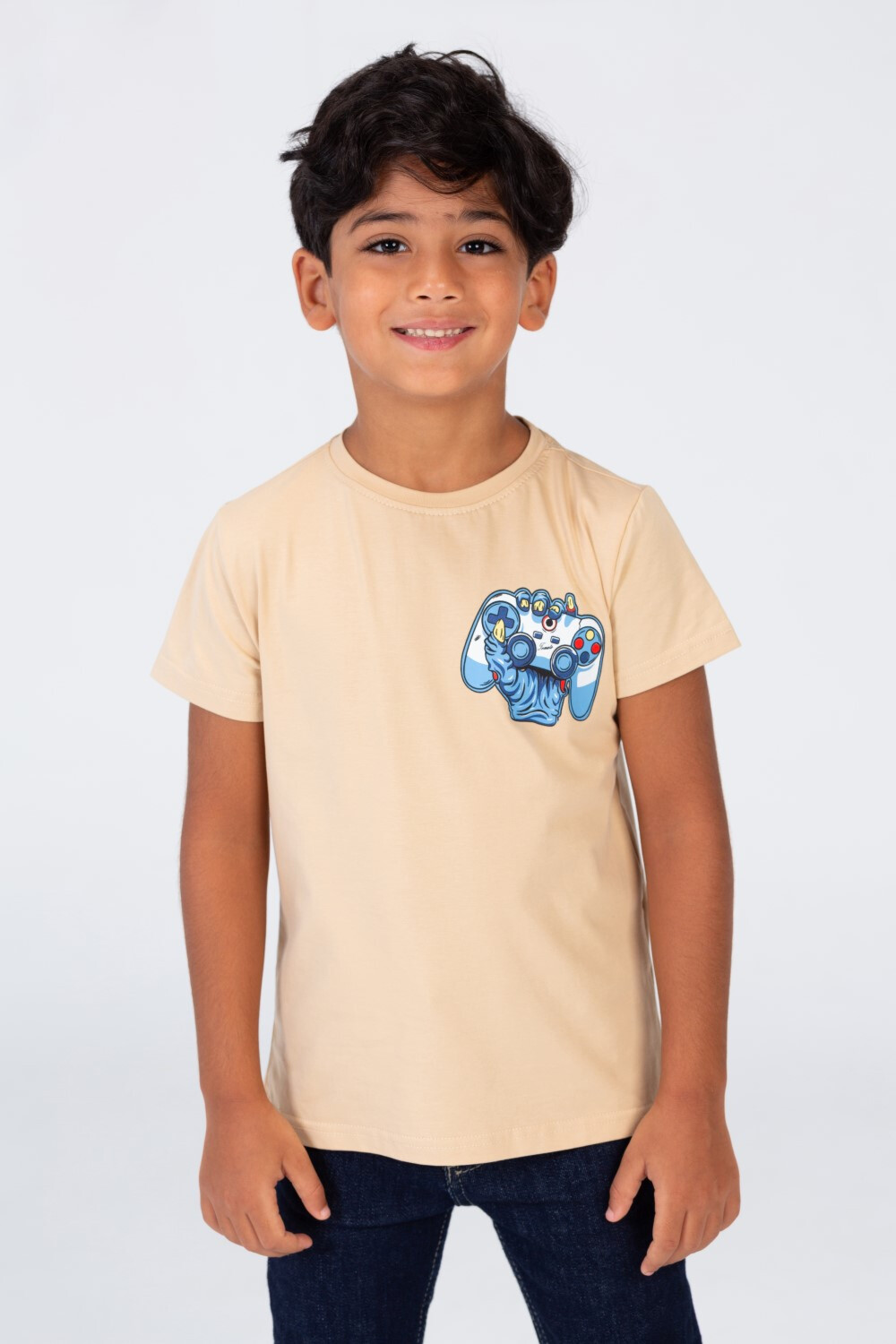 Boys' Half Sleeved T-shirt With A Round Neck And A Print On The Front And Back