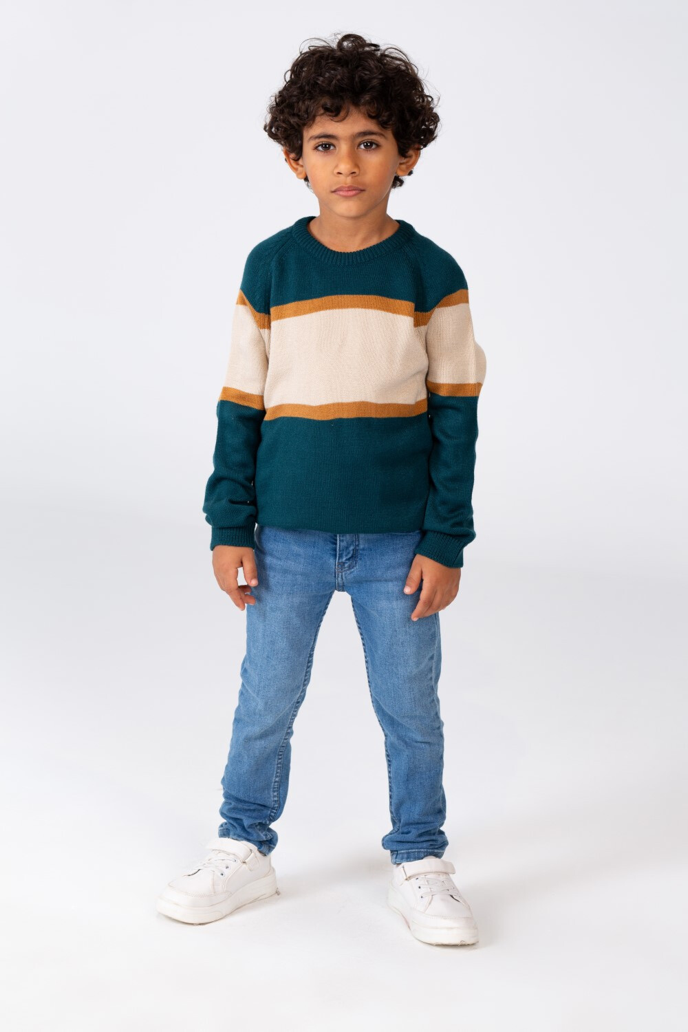 Boy's Regular Fit Crew Neck Pullover