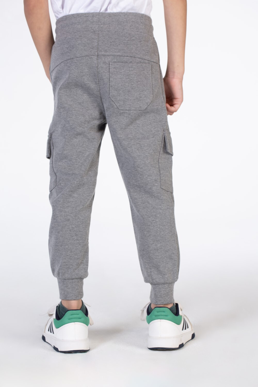 Boys Basic Sweatpants With Elastic Waistband And Front And Back Pockets Tomato Stores