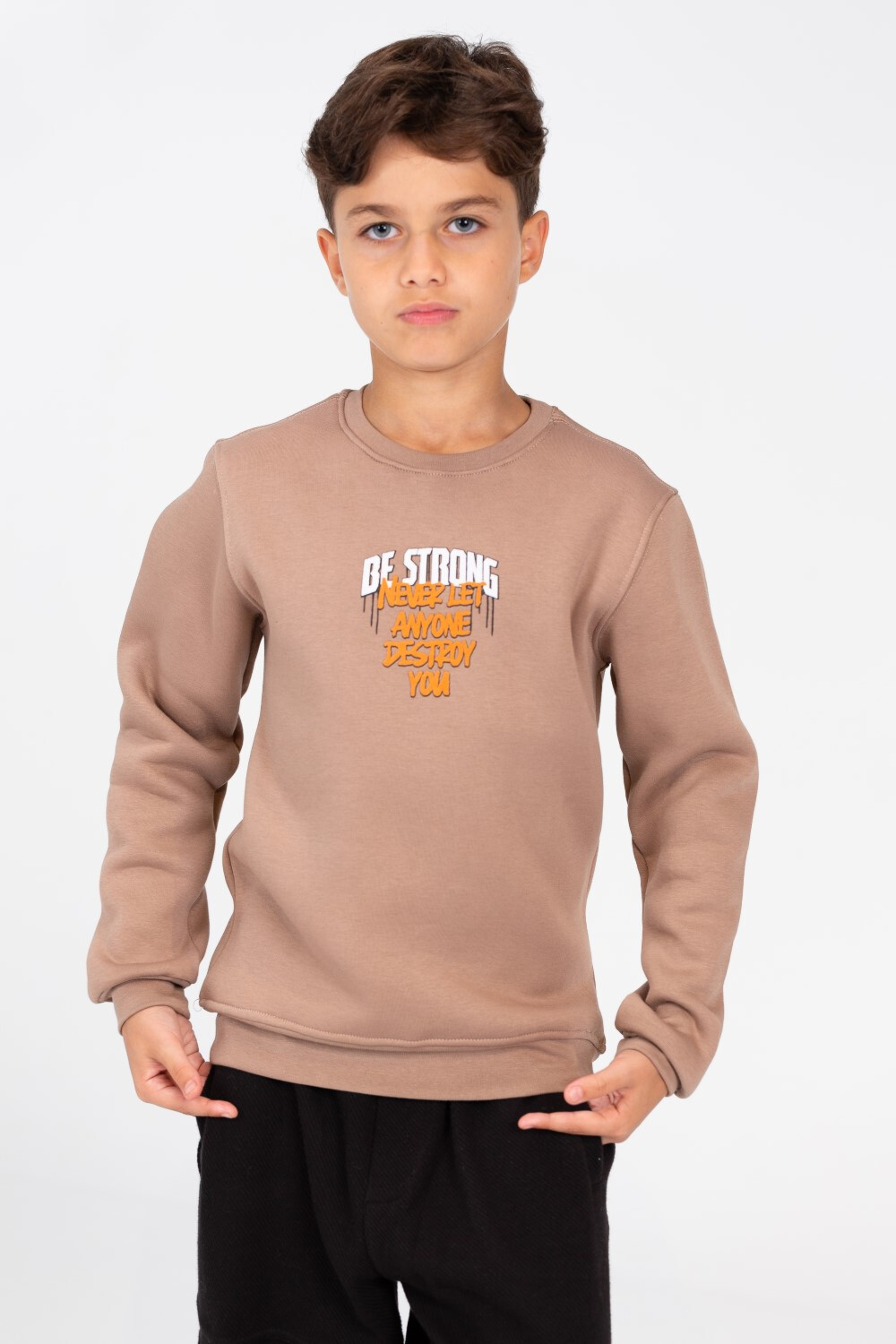 Boy's Sweatshirt With A Round Neck And Front Print