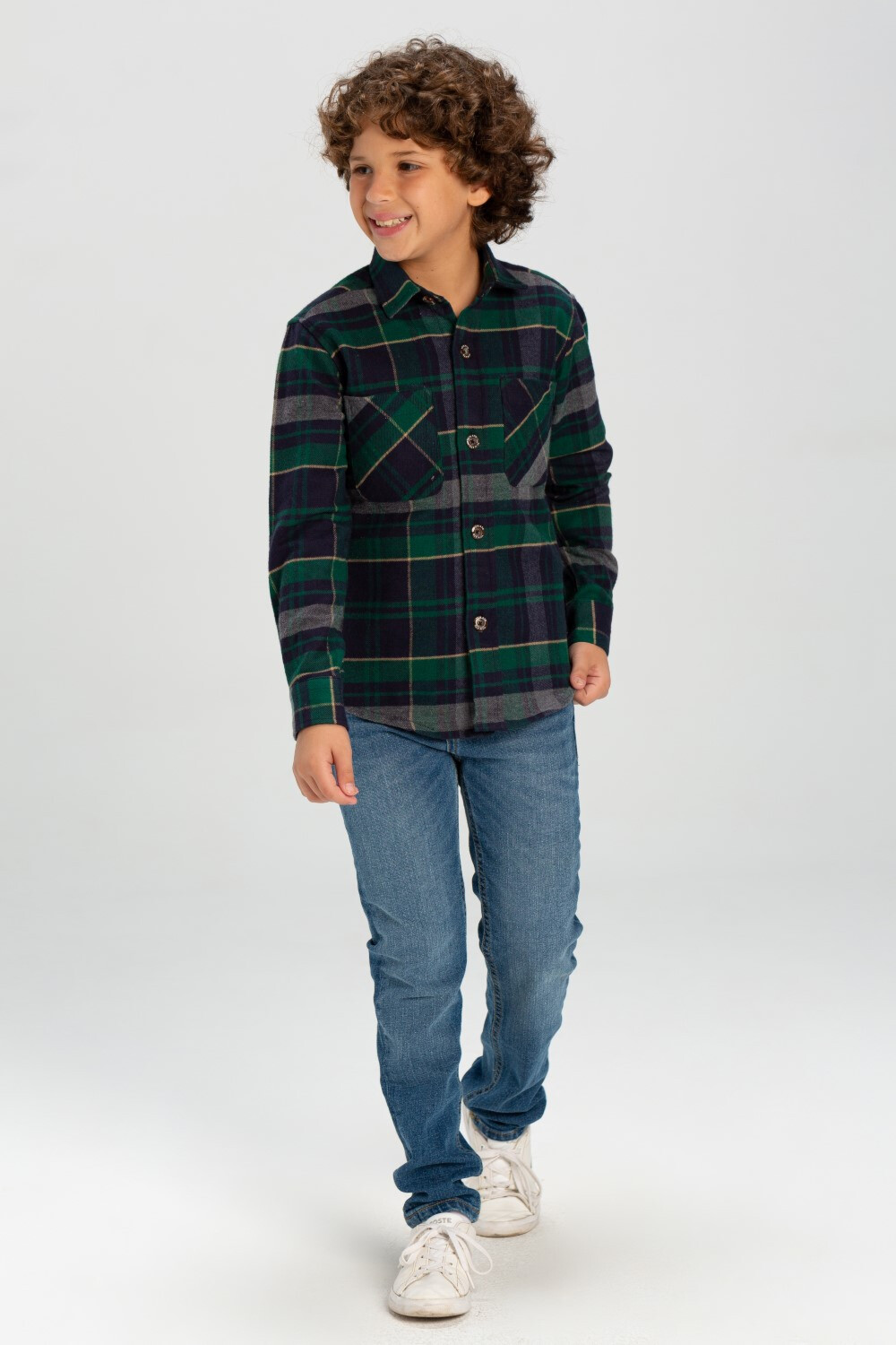 Boy's Checked Style Regular Fit Made Of Soft Wool With Front Two Pockets Shirt