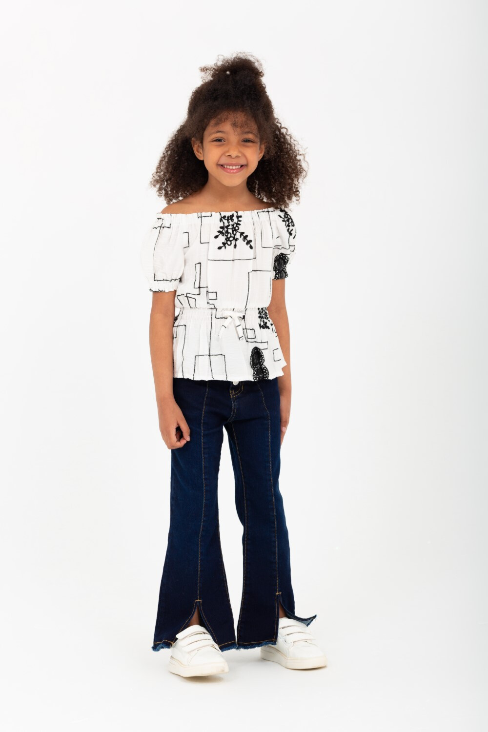 Girls' Blouse With Elasticated Waistband Comfortable Material And Unique Details