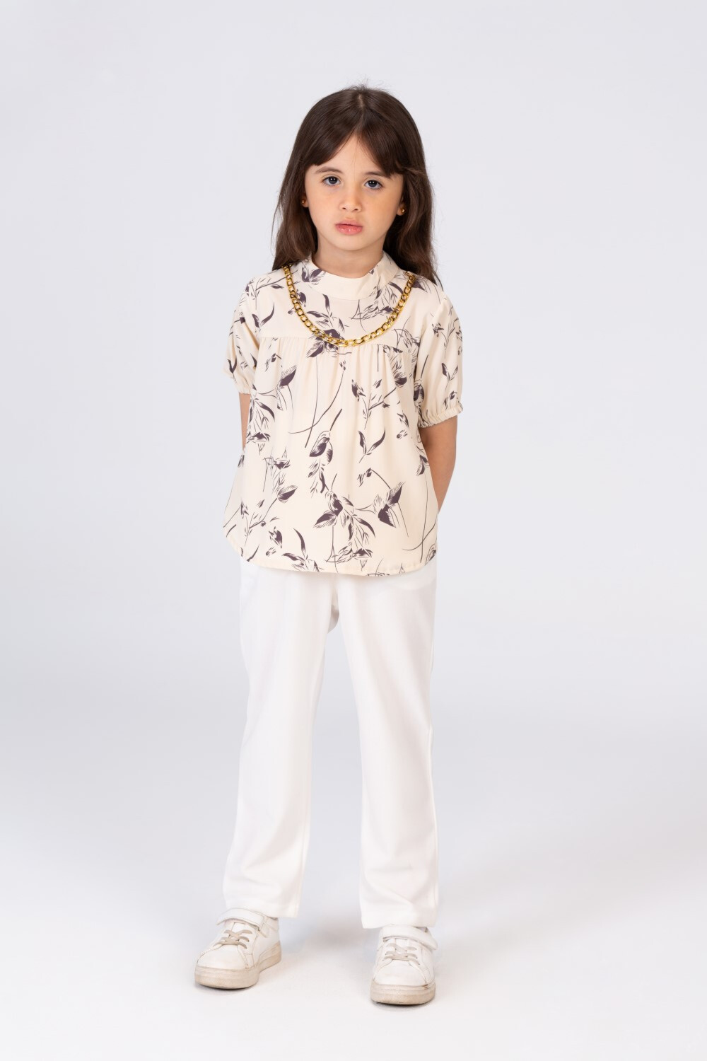 Girls Regular Fit Floral Blouse With A Chain Around The Neck