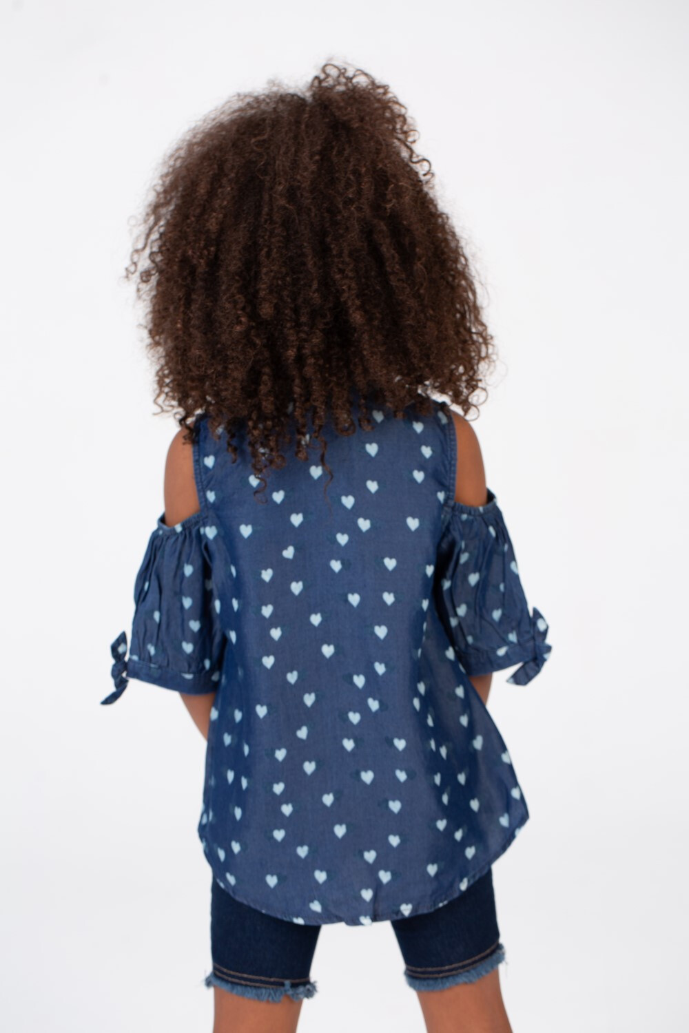 Girls Off-Shoulders Blouse With Heart Print And Colorful Front Buttons