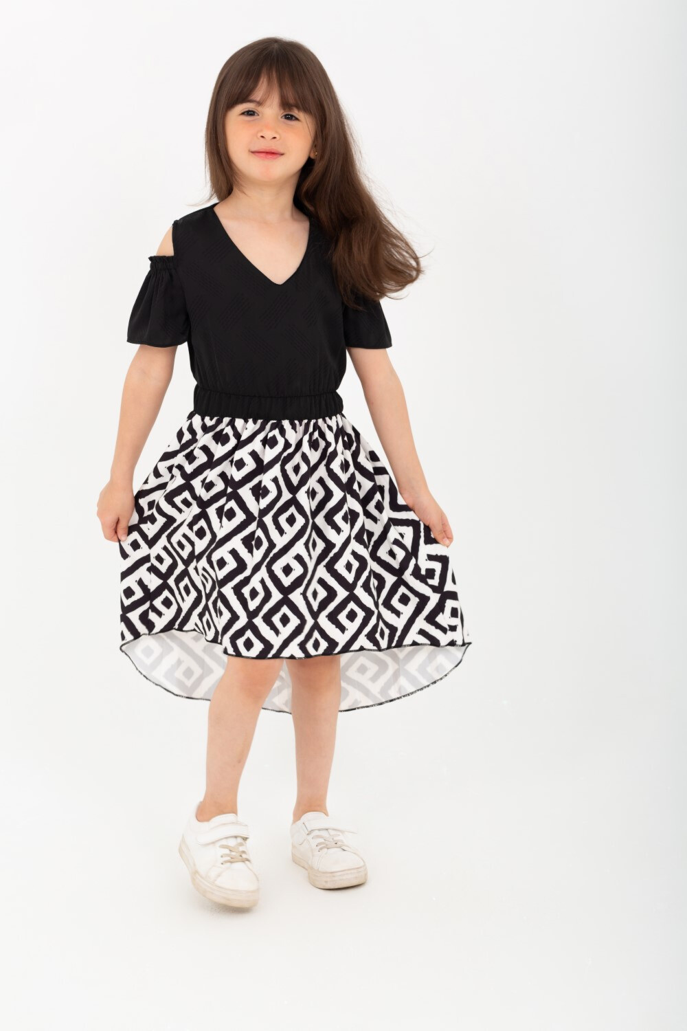 Girls Printed v-neck long from the back dress